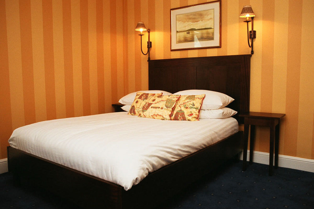 The Perle Oban Hotel & Spa Exterior photo